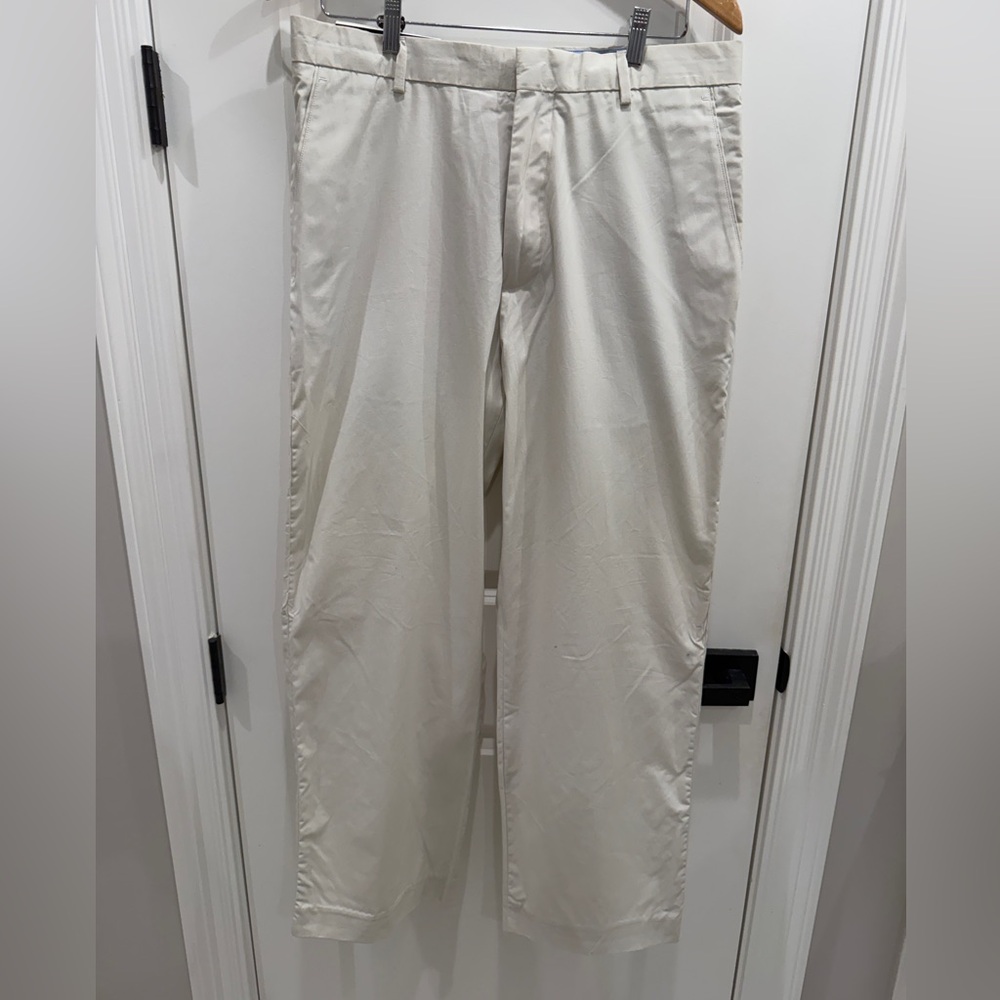Banana Republic Cream Chino Pants